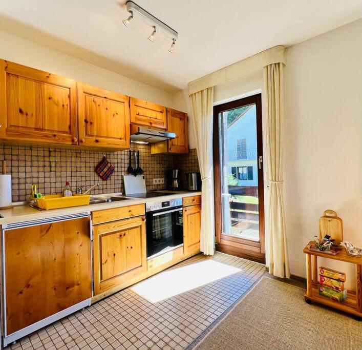 Ferienwohnung Lotti + Hochschwarzwald Card Titisee-Neustadt Exterior photo