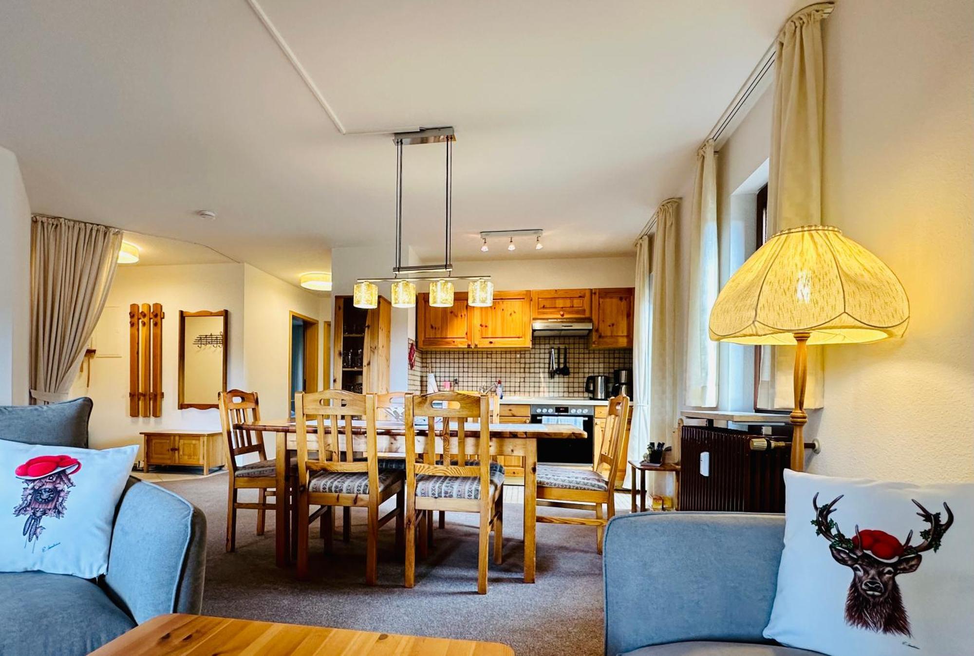 Ferienwohnung Lotti + Hochschwarzwald Card Titisee-Neustadt Exterior photo